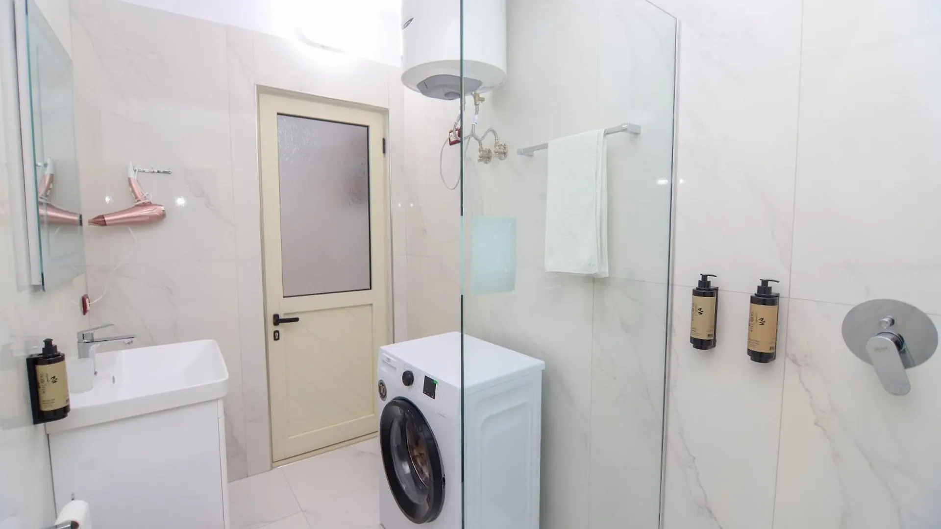 Shisha House Apartments Vlorë