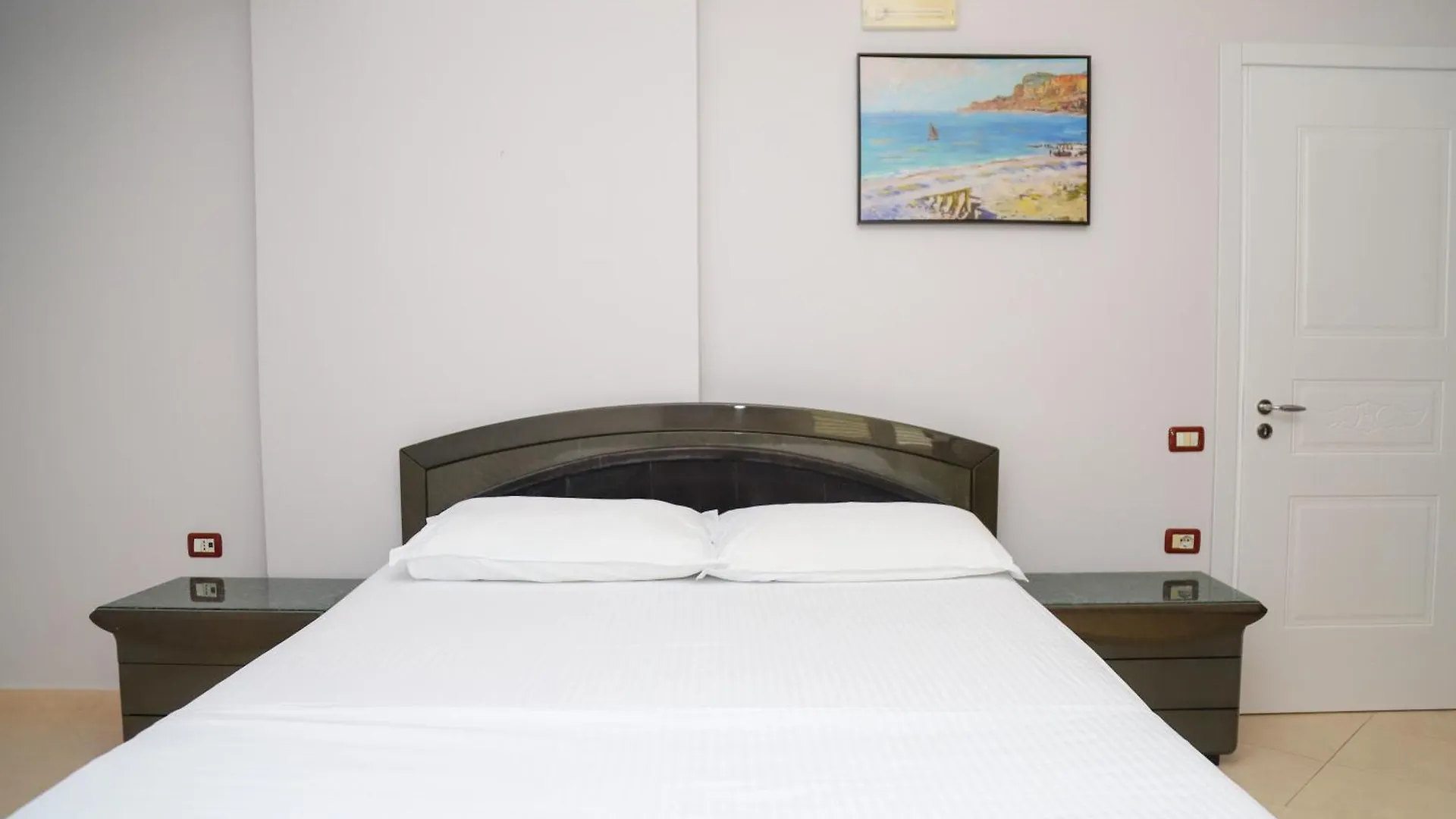 Shisha House Apartments Vlorë Albánie